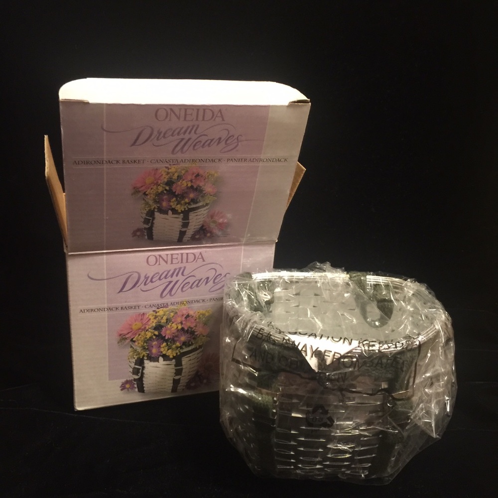RARE Oneida Dream Weaves Adirondack Basket
